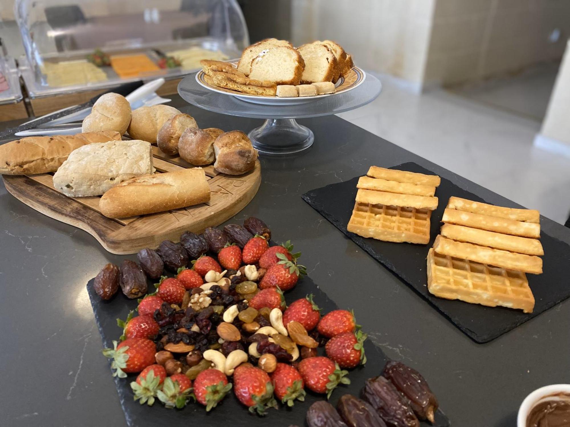 Bed and Breakfast Fiftyfour West Boutique Living Арб Экстерьер фото
