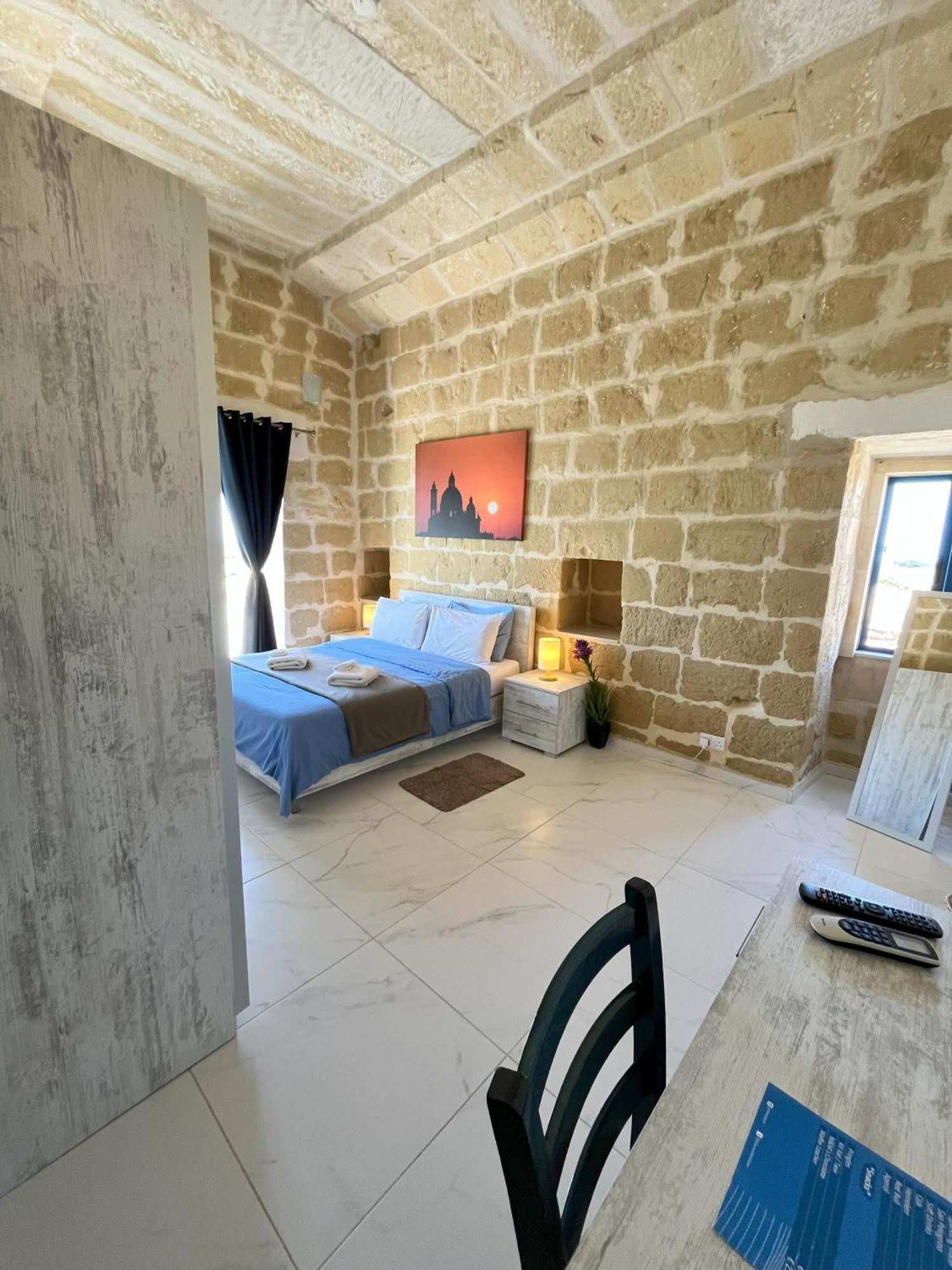 Bed and Breakfast Fiftyfour West Boutique Living Арб Экстерьер фото