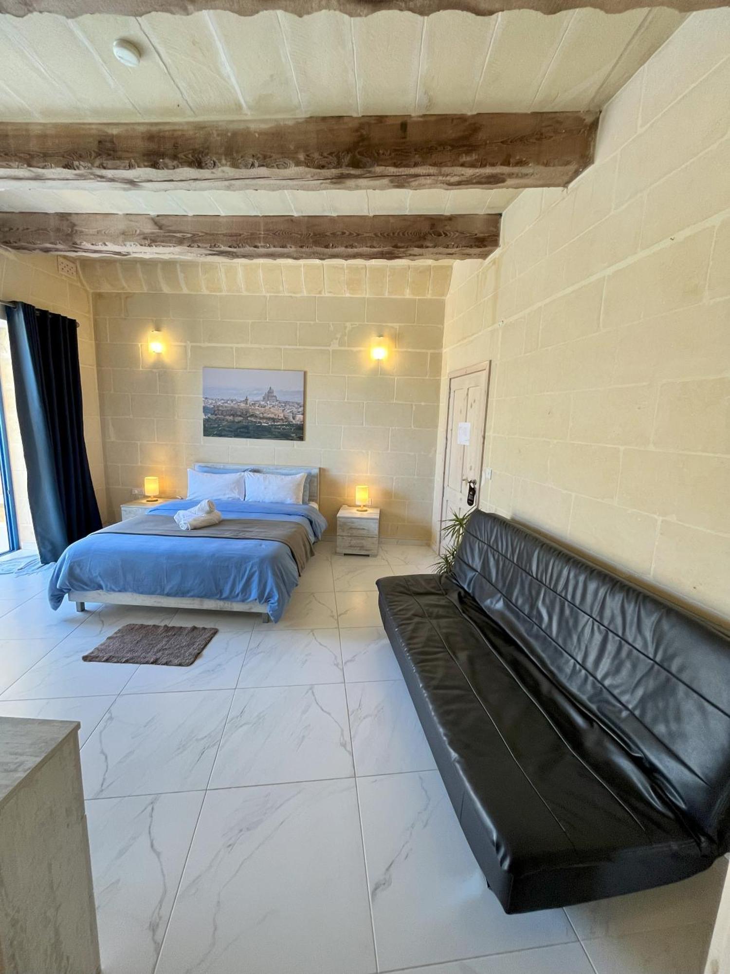 Bed and Breakfast Fiftyfour West Boutique Living Арб Экстерьер фото